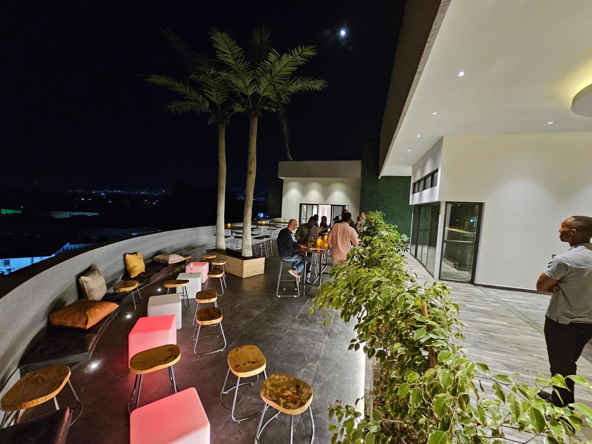Burundi Palace Boutique Hotel Бужумбура Экстерьер фото